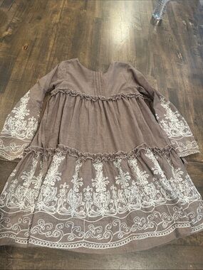 Isobella & Chloe Brown Dress with White Embroidered Trim